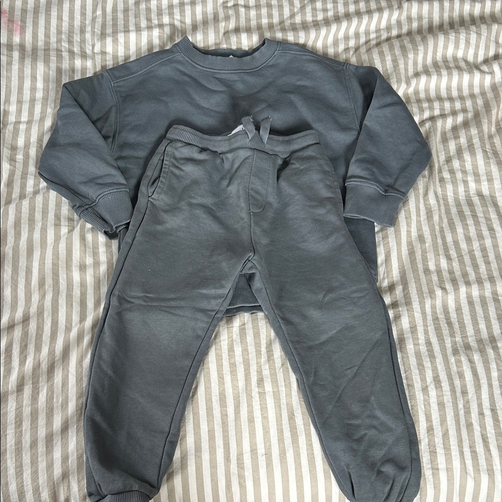 Zara Kids Sweatpants and Sweatshirt Set